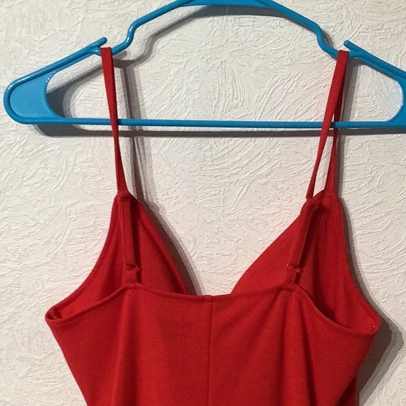 Planet Gold NWOT - Sz M - Red Asymmetrical elegant Wrap Dress - Picture 6 of 8